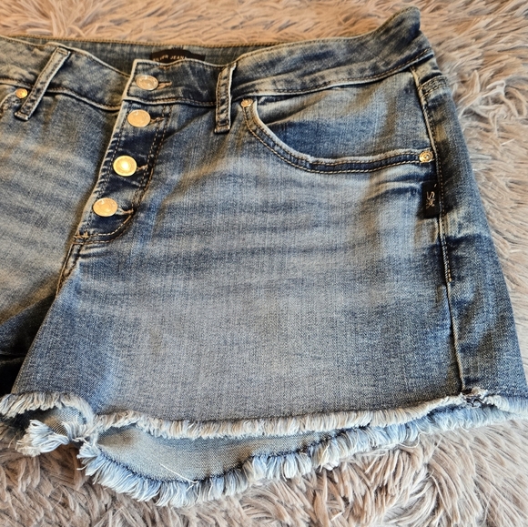 Silver Jeans Boyfriend Shorts Size 30 - Picture 5 of 11